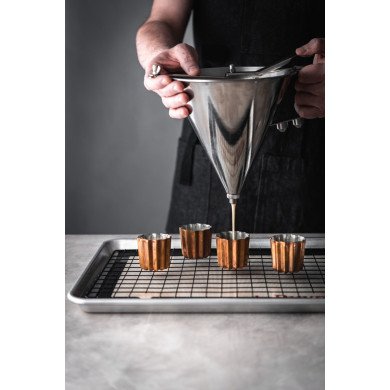 FUNNEL CONFECTIONERY WITH 2 NOZZLES AND STAND SST  De Buyer