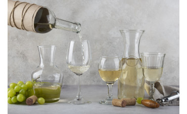 Wine Colour and Clarity: How Reveal’Up Glasses Enhance Visual Appeal